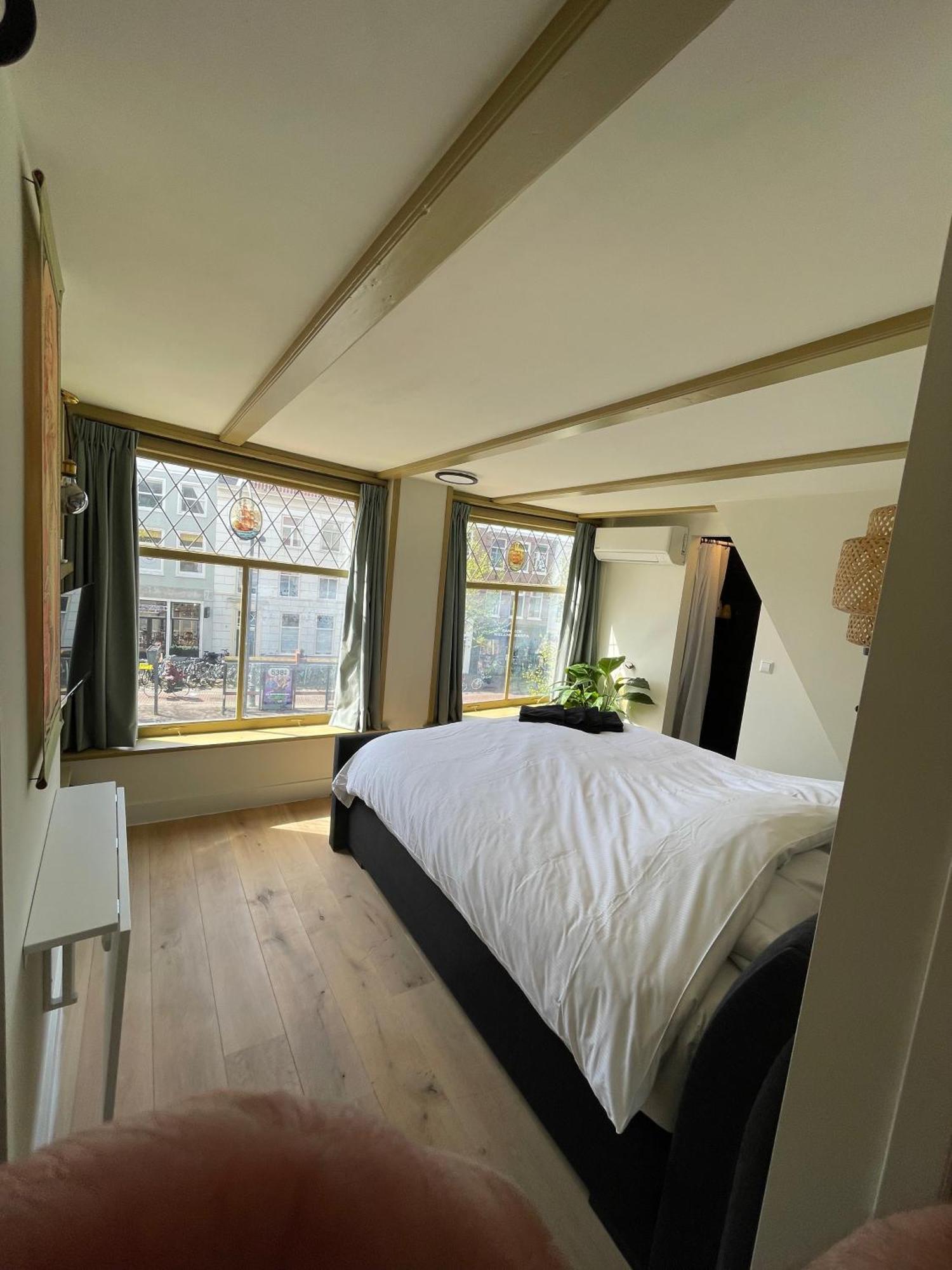The Hazel House Acomodação com café da manhã Haarlem Exterior foto